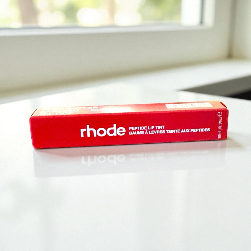 💎 rhode Peptide Lip Treatment Nourishing Glaze Strawberry Glaze Full-Size New - Picture 3 of 8